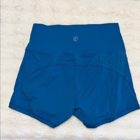 Born Primitive Shorts - Picture 2 of 3